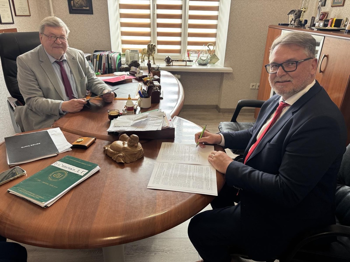 Czech-Ukrainian Chamber of Industry and Commerce Signed the Memorandum with KNEU